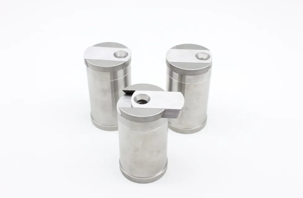 Tungsten vial shield